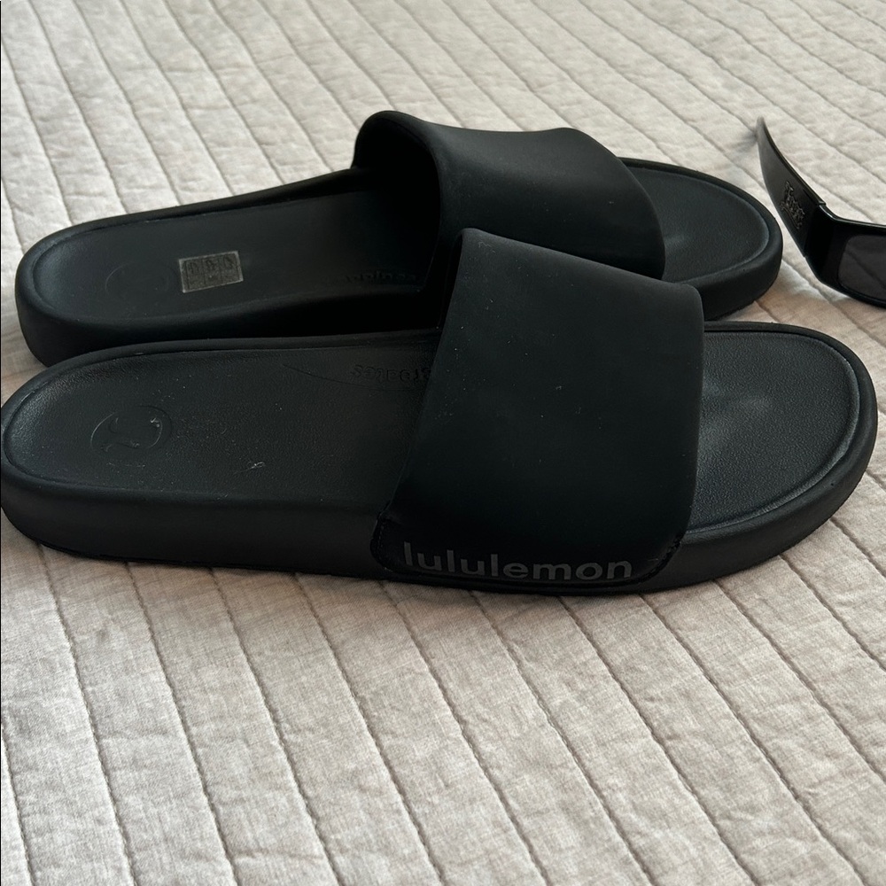 Lululemon Restfeel Men's black comfy Slide size 10 - Picture 6 of 15